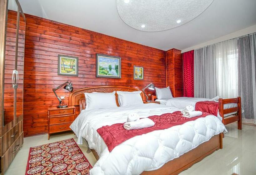 スタンダードトリプルルーム, Zobo