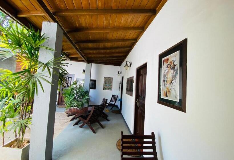 Трежместный Номер Economy, Tartaruga Beach Unawatuna