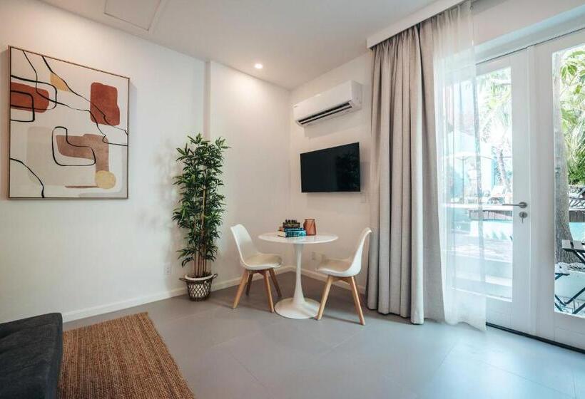 استودیوی لوکس, Pietermaai Oasis