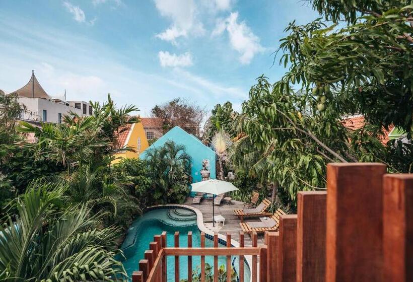 استودیوی سوپریور, Pietermaai Oasis