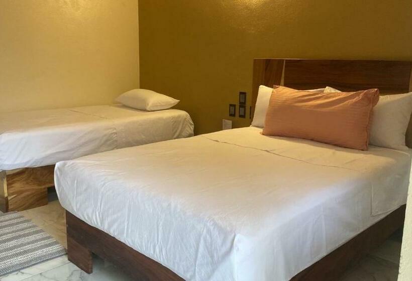 スタンダードトリプルルーム, Guitarra Inn