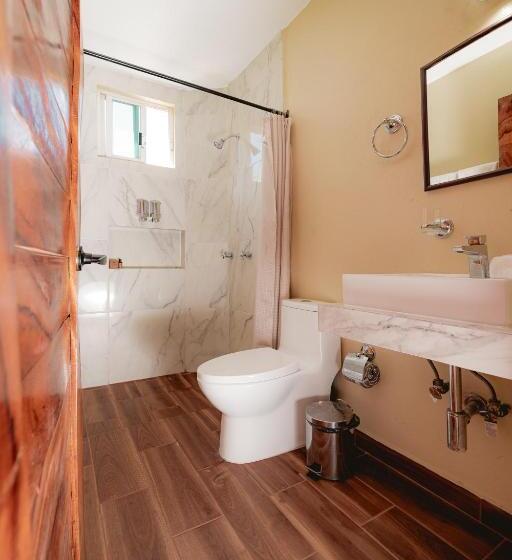 キングサイズベッドのスーペリアルーム, Guitarra Inn