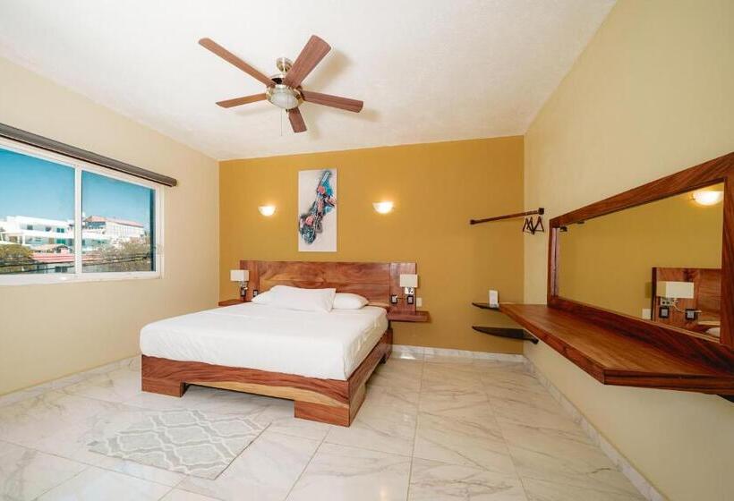 キングサイズベッドのスーペリアルーム, Guitarra Inn