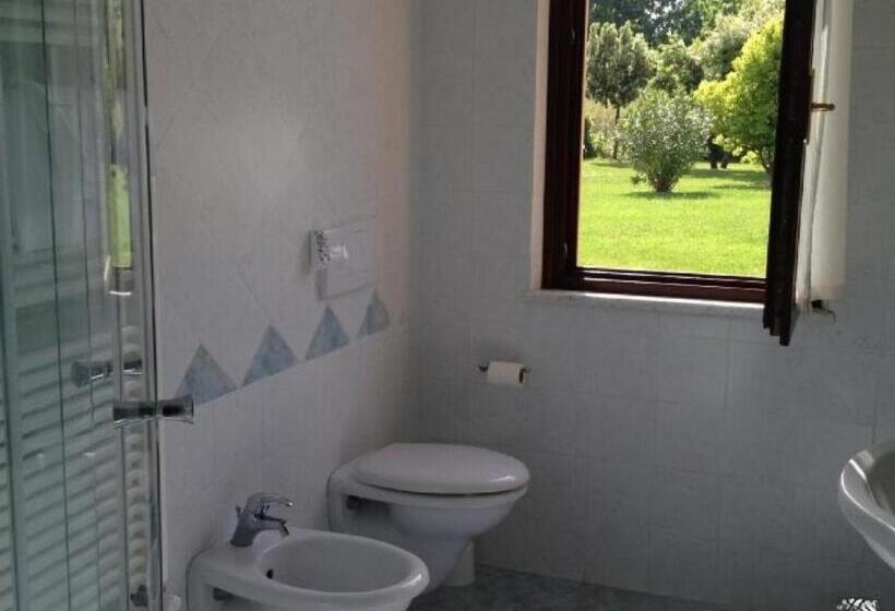 דירת חדר סופריור, Il Girasole   Ginestra