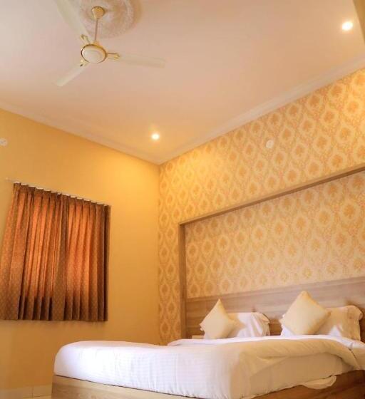 デラックスルーム, Keshav Resort