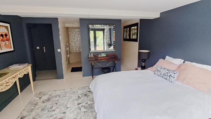 Номер Стандарт, Havre De Paix