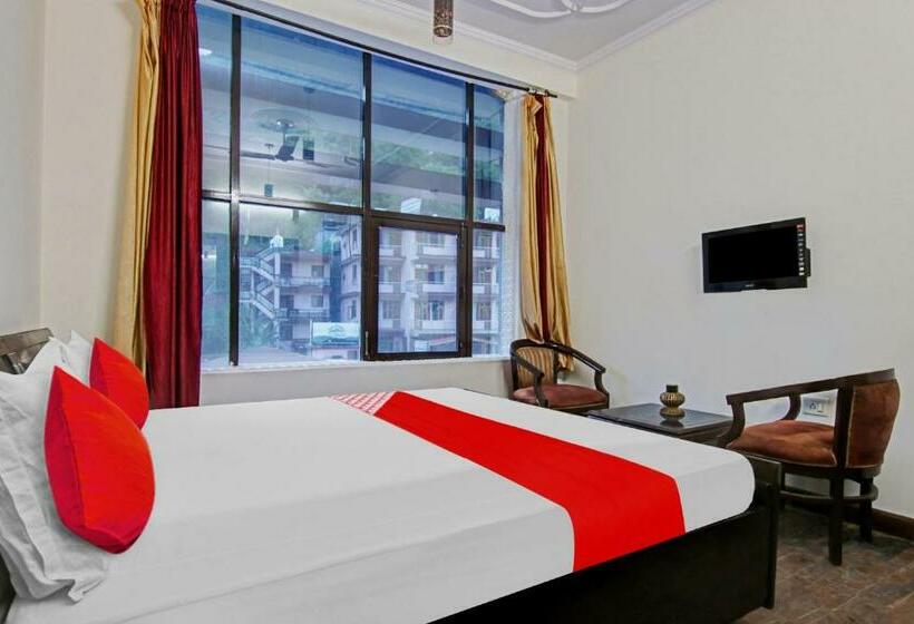 三人经典房间, Oyo Flagship 81244 Dev Regency