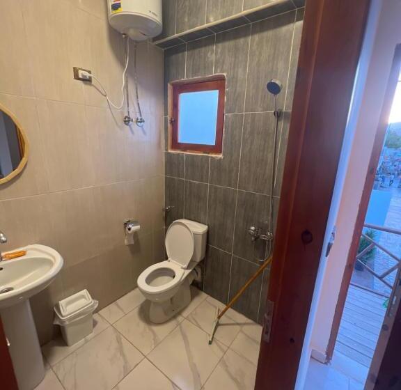 اتاق سه نفره دلوکس با چشمانداز دریا, Tree House Dahab