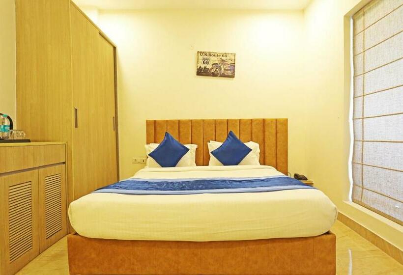 חדר דחוקס עם מיטת קינג, Ab Inn Huda City Center