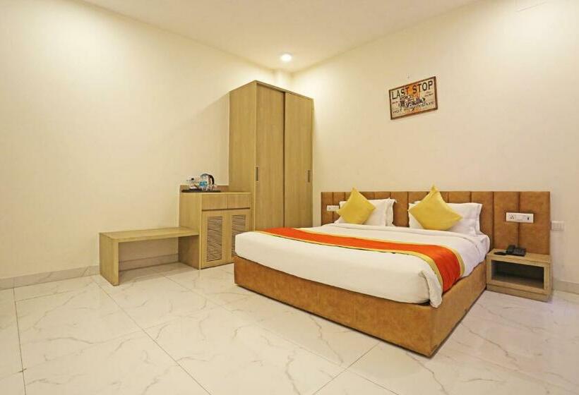 带大床的高级房间, Ab Inn Huda City Center