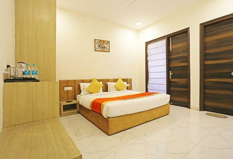 חדר סופריור עם מיטת קינג, Ab Inn Huda City Center