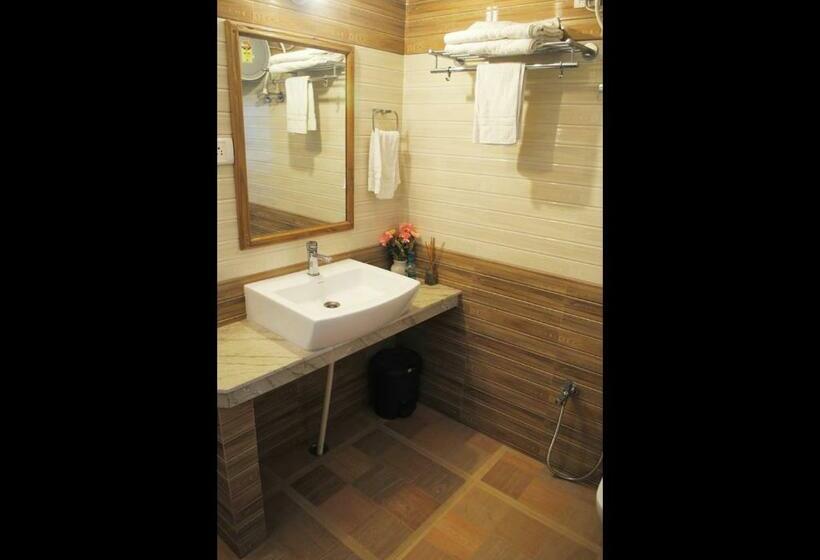 スリーベッドルーム ヴィラ, Alaya Stays Oel Nature Retreat