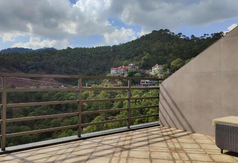 غرفة قياسية سرير كينج, Kaithal Resort   Kasauli