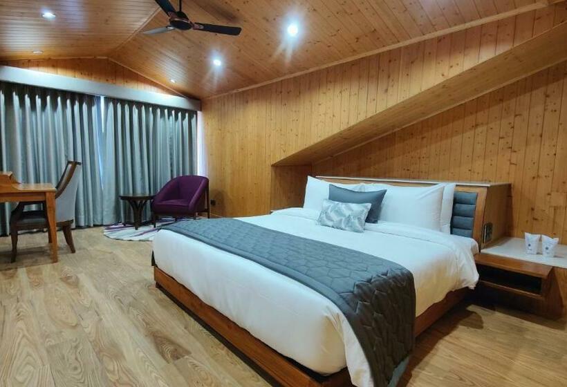 غرفة قياسية مطلّة علي الحديقة, Kaithal Resort   Kasauli