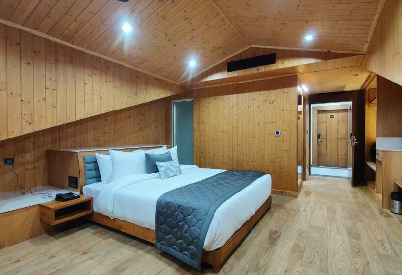 غرفة قياسية مطلّة علي الحديقة, Kaithal Resort   Kasauli