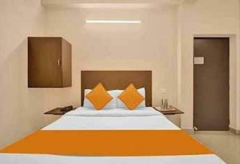 三人经典房间, Oyo Flagship 81223 Kanish Residency