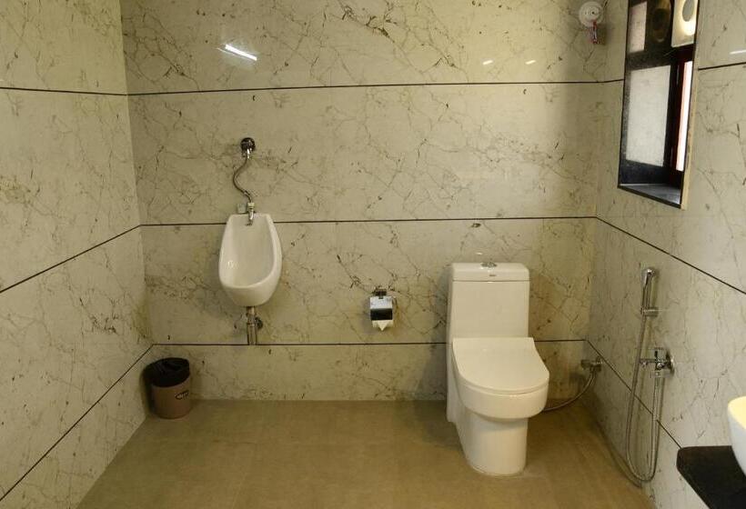 كوخ قياسي, Jawai Empire Resort By Premier Hotels