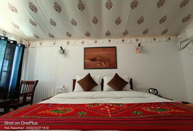 كوخ قياسي, Jawai Empire Resort By Premier Hotels