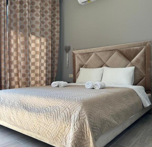 اتاق استاندارد با چشم‌انداز دریا, Endless Blue Himara