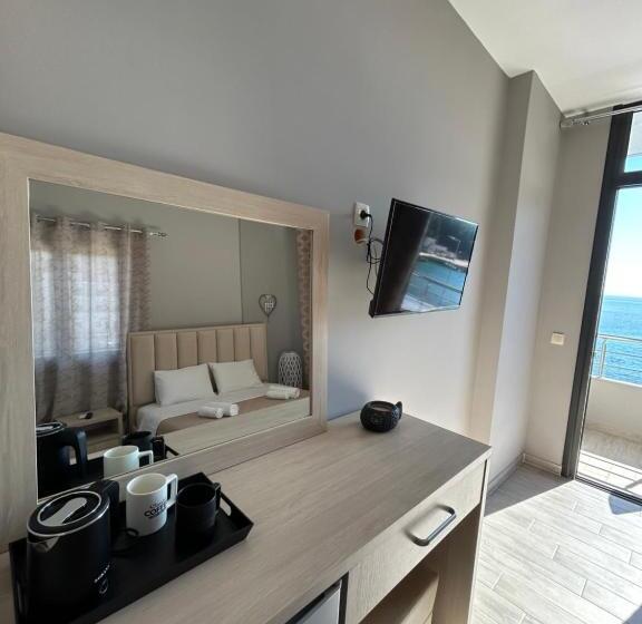 Triple Room Sea View, Endless Blue Himara