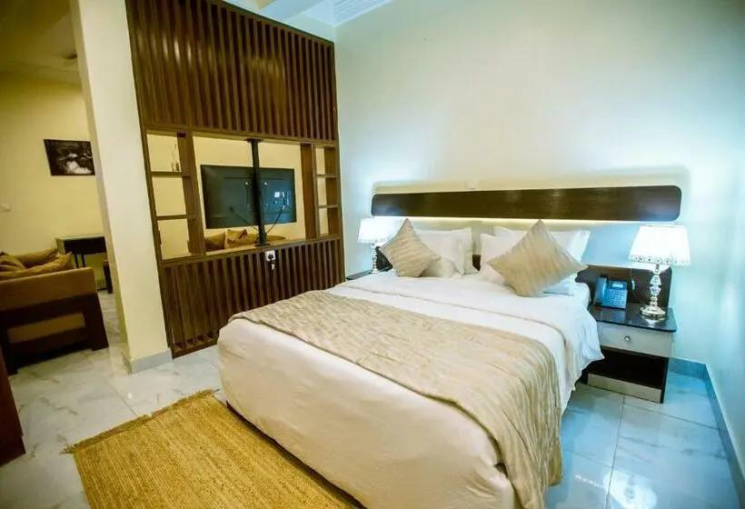 سوییت اجرایی, Apartment79
