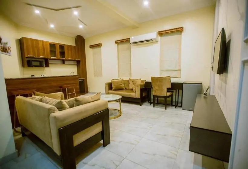 3 Bedroom Suite, Apartment79