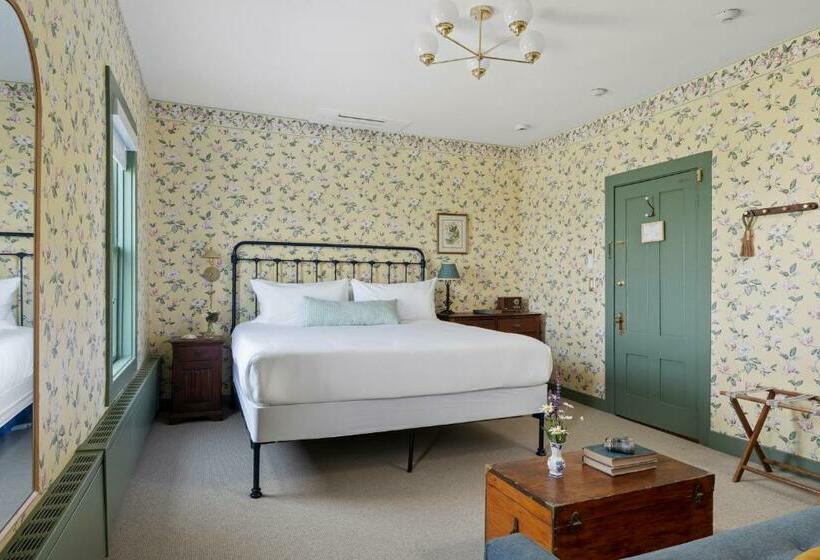 إستوديو قياسى, Atlantic Inn