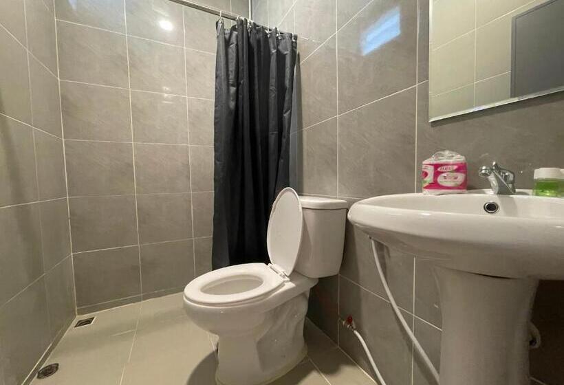 חדר אקונומי, Soysiam