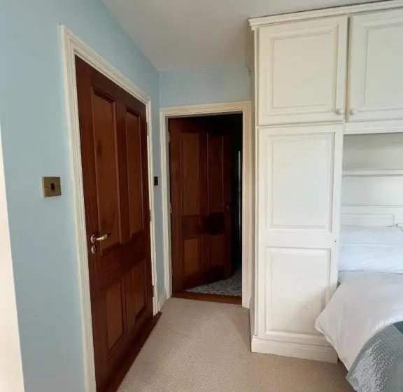 オーシャンビュースタンダードルーム, Taylors Hill Luxury Guest House