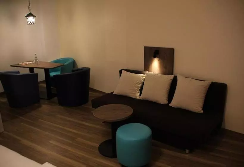 1 Bedroom Apartment Lake View, Alte Post Meersburg