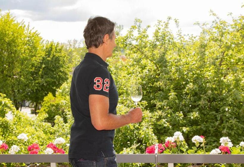 Classic room with balcony, Alter Weißbräu