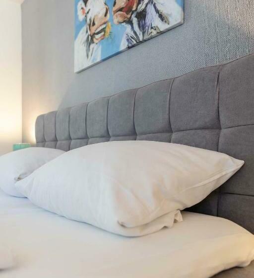 חדר סטנדרט, Am Dom