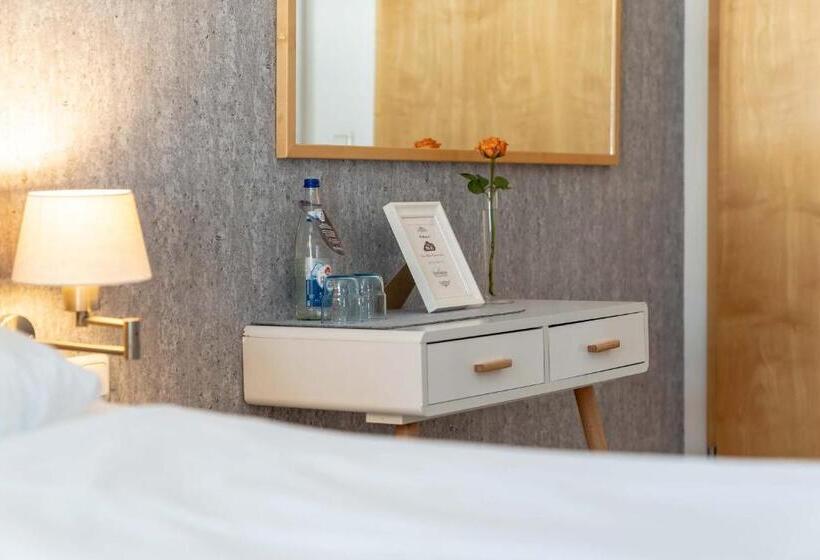 חדר סטנדרט, Am Dom