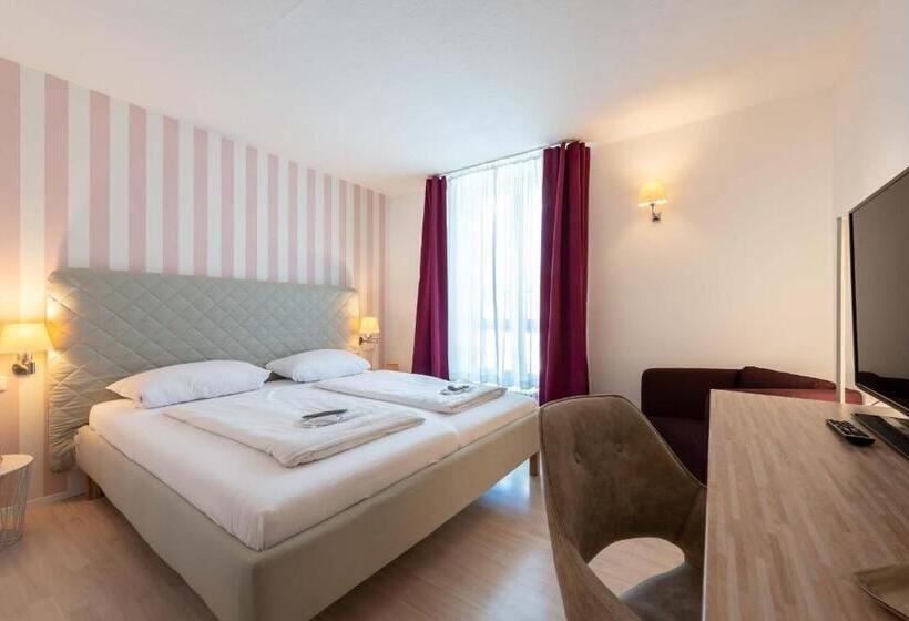 חדר סטנדרט, Am Dom