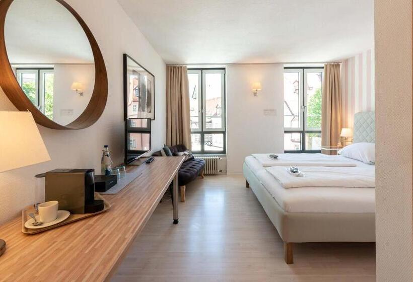 חדר סטנדרט, Am Dom