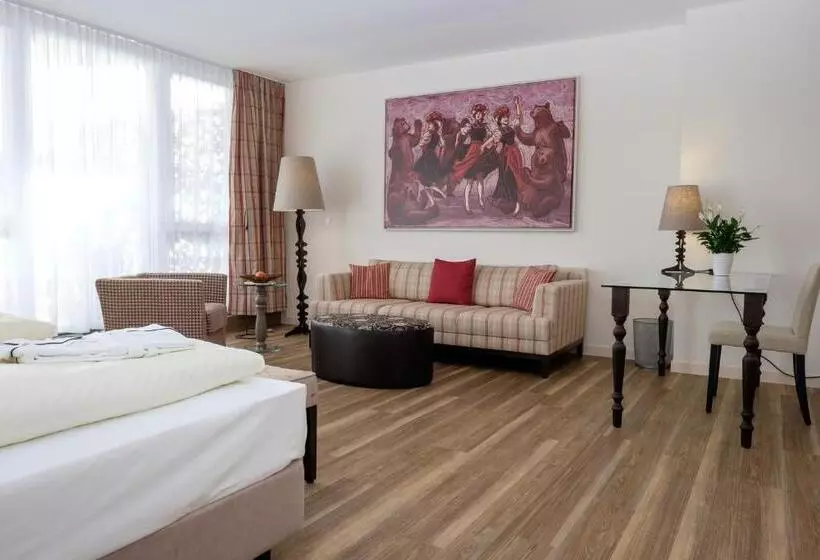 バルコニー付きジュニアスイート, Baren Titisee