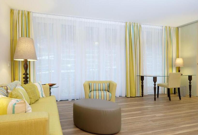 Полулюкс Вид на Сад, Baren Titisee