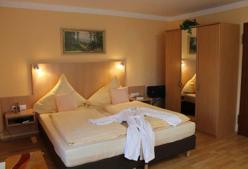 חדר סטנדרט, Brigitte