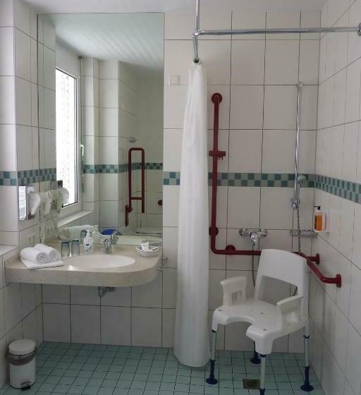 Quarto Standard Individual para Deficientes, Gesundheitshotel Das Bad Peterstal