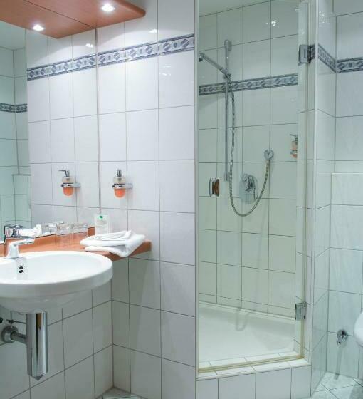 חדר סופריור יחיד, Goldener Hirsch