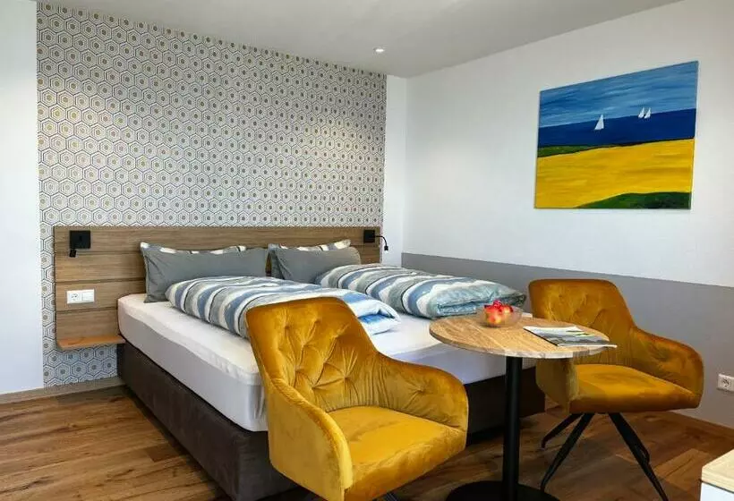 Standard-huone Järvinäkymä, Gästehaus Am Bodensee
