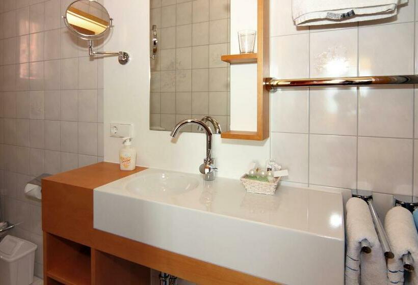 Standard Szoba Erkéllyel, Gästehaus Am Bodensee