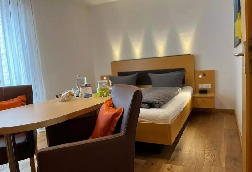 Standard-huone Parveke, Gästehaus Am Bodensee
