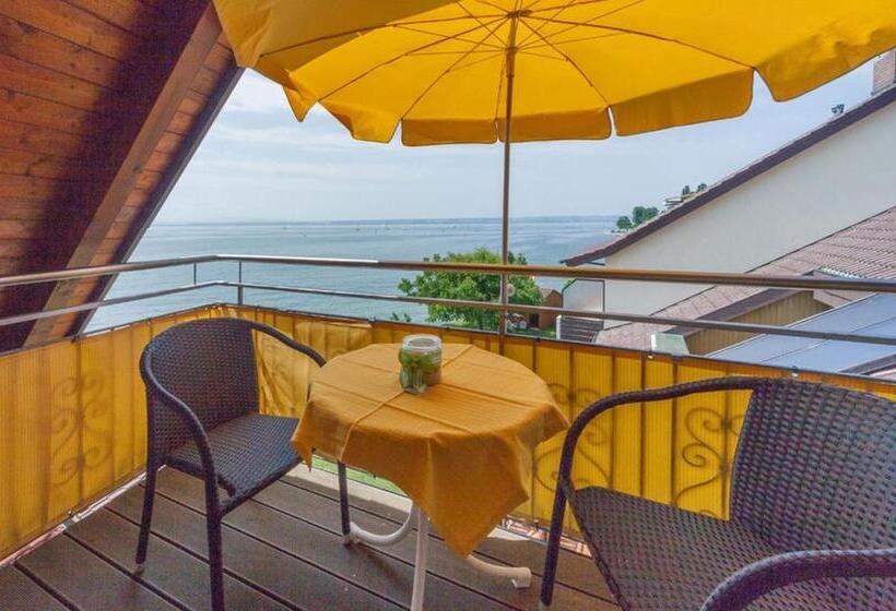 Standard studio with lake view, Gästehaus Am Bodensee