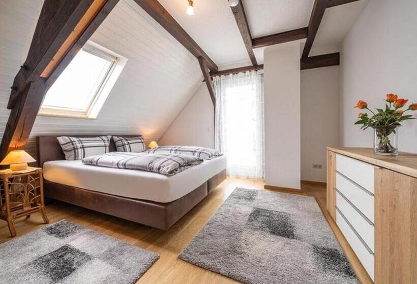 1 Bedroom Apartment Lake View, Gästehaus Am Bodensee