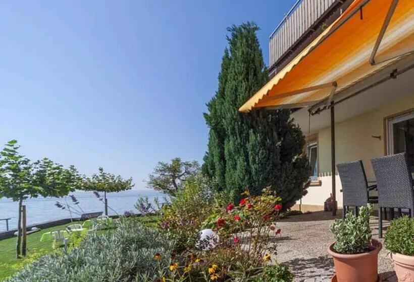 Huoneisto 2 Makuuhuonetta, Gästehaus Am Bodensee