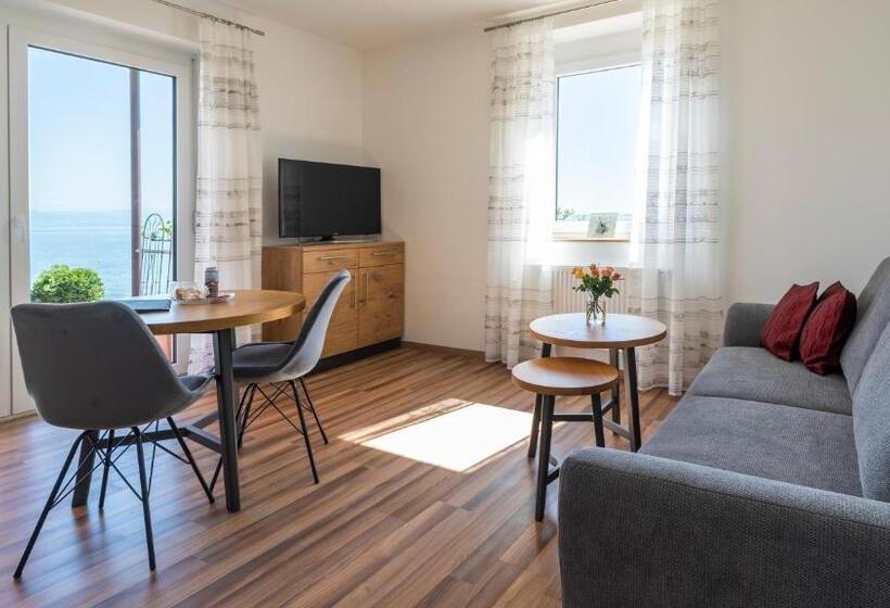 1 Bedroom Apartment Lake View, Gästehaus Am Bodensee