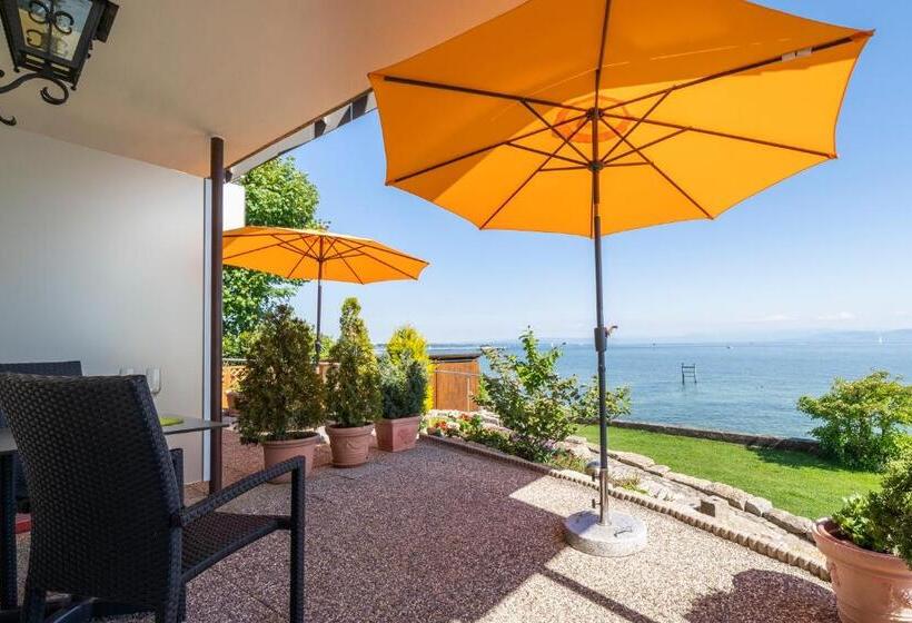 1 Bedroom Apartment Lake View, Gästehaus Am Bodensee
