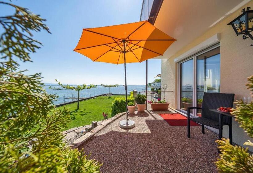 1 Bedroom Apartment Lake View, Gästehaus Am Bodensee