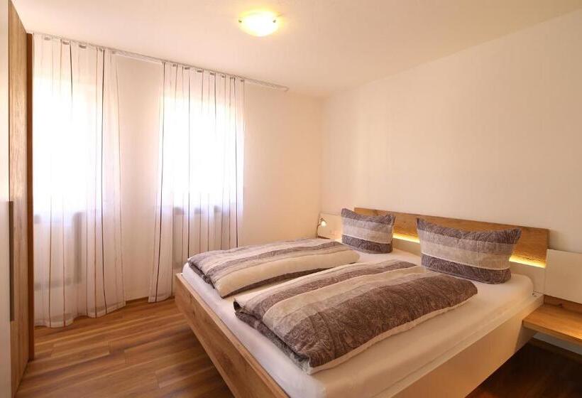 2 Szobás Apartman, Gästehaus Am Bodensee